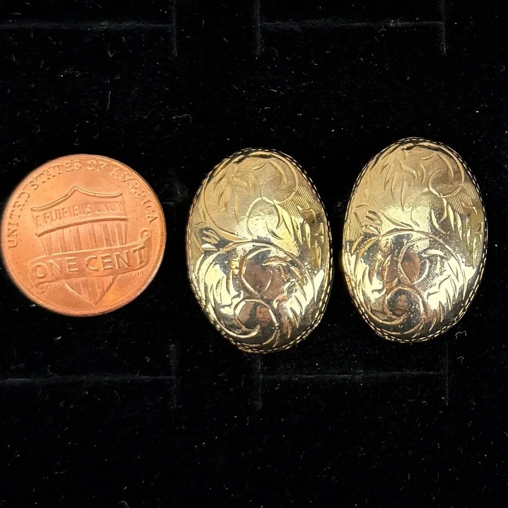 Vintage goldtone, etched puffed pierced earrings